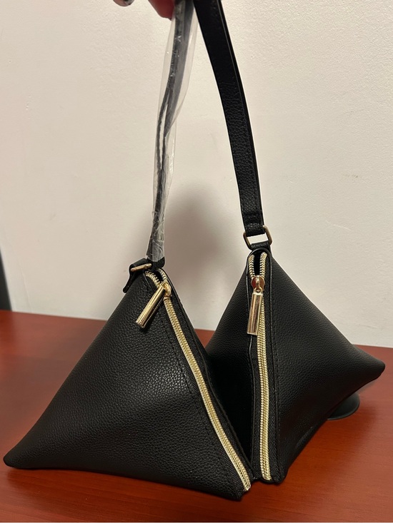 None Handbags - 2xBlack Wristlets bags with gold zipper